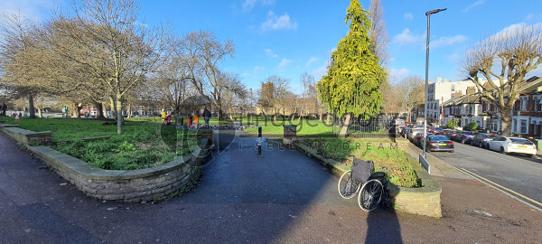 Park in London, UK_Mahbub